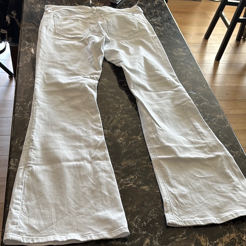 KanCan Crisp White Denim - Picture 4 of 4